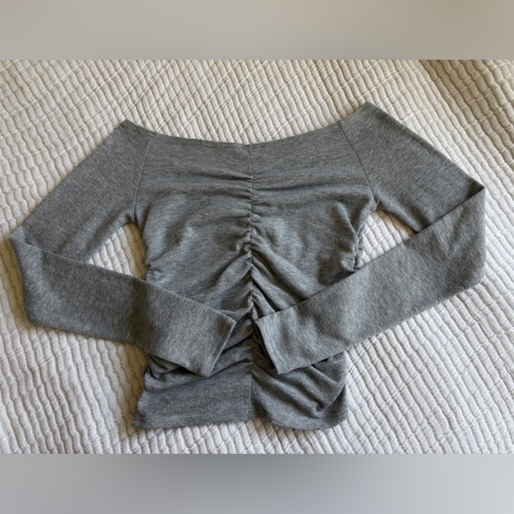 Express Gray Ruched Knit Top - Picture 3 of 6